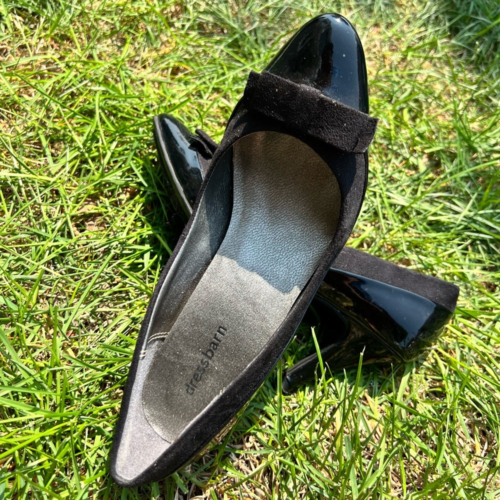 Dressbarn Bowtie Pointed Toe Heels